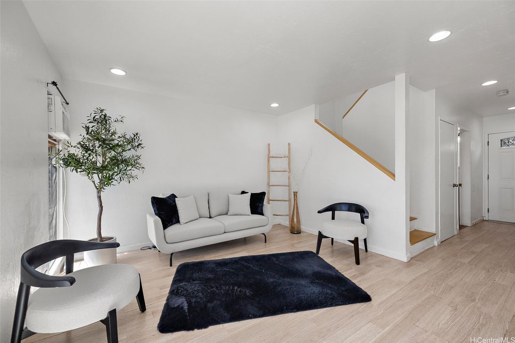 92-975 Makakilo Drive 25, Kapolei, HI 96707