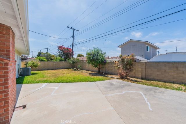 9230 Larkspur, Westminster, CA 92683