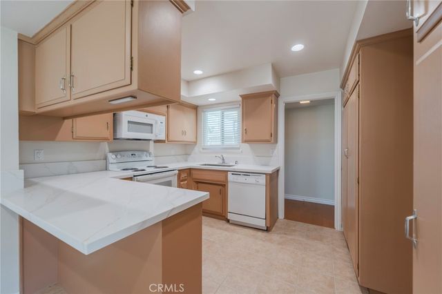 9230 Larkspur, Westminster, CA 92683