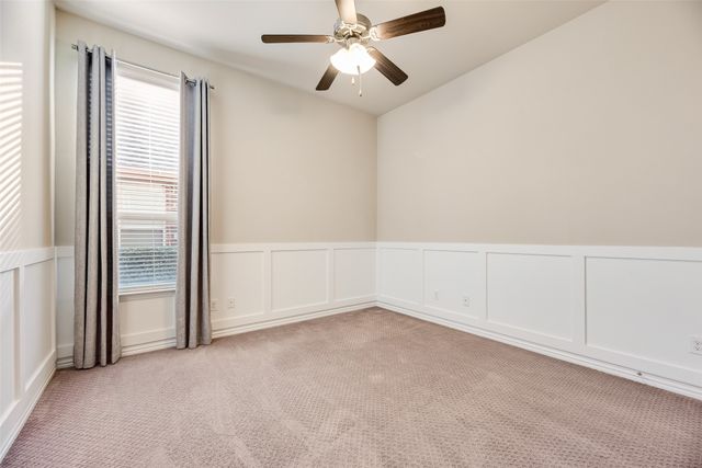 216 Equestrian Road, Hickory Creek, TX 75065