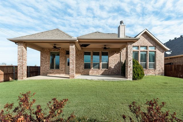 216 Equestrian Road, Hickory Creek, TX 75065