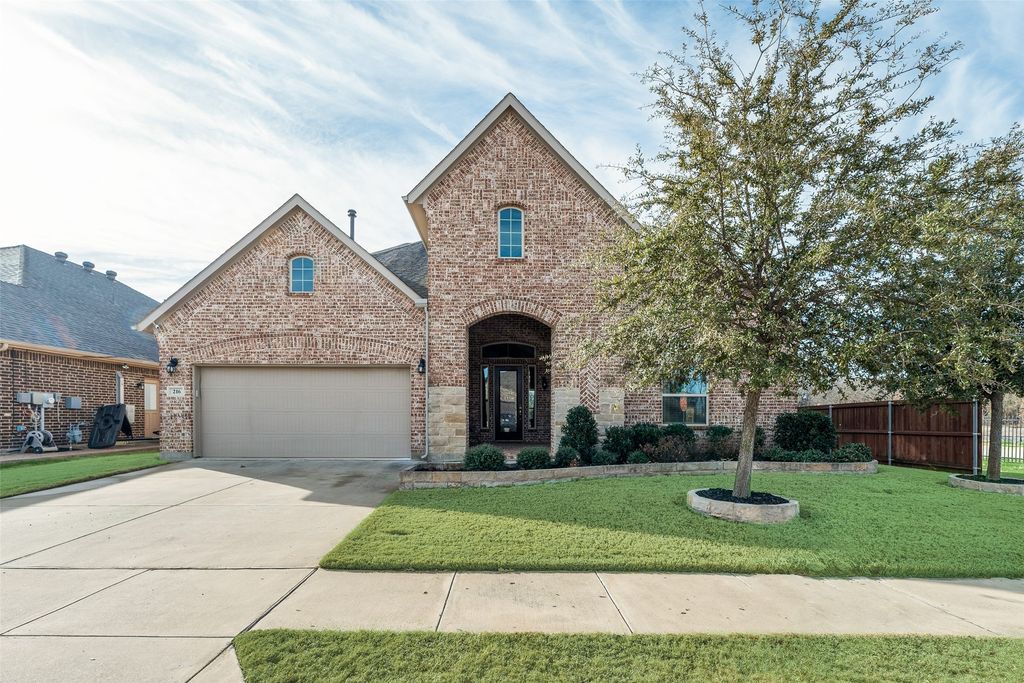 216 Equestrian Road, Hickory Creek, TX 75065