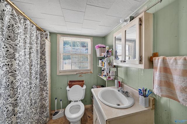 809 Rison Avenue NE, Huntsville, AL 35801