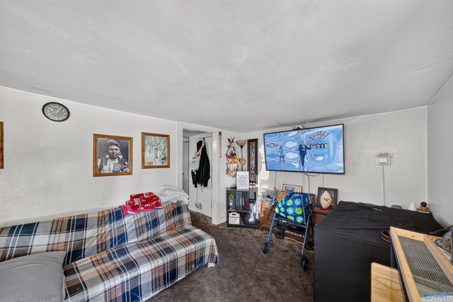 809 Rison Avenue NE, Huntsville, AL 35801