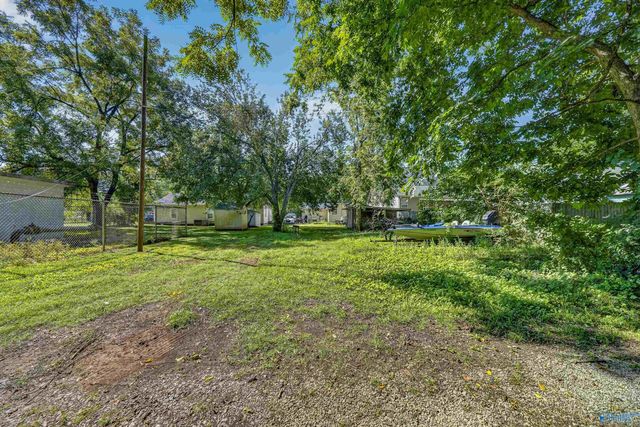 809 Rison Avenue NE, Huntsville, AL 35801