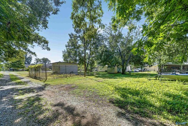 809 Rison Avenue NE, Huntsville, AL 35801