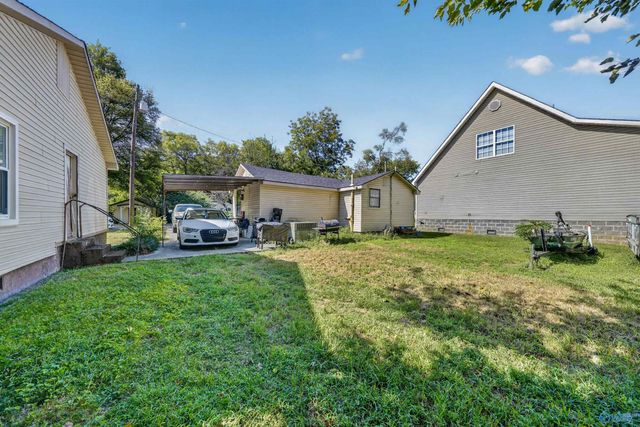 809 Rison Avenue NE, Huntsville, AL 35801