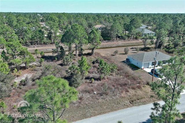 943 Foxdale AVE, Lehigh Acres, FL 33974