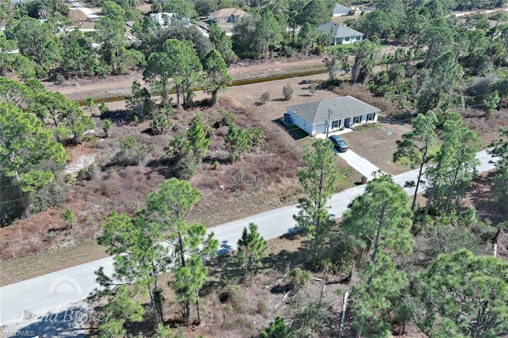 943 Foxdale AVE, LEHIGH ACRES, FL 33974 — photo 5