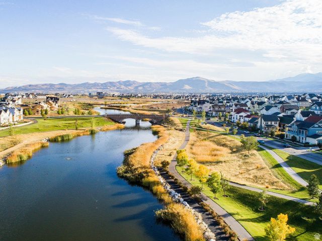 10952 S PORCINI DR, South Jordan, UT 84009