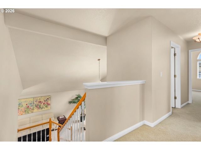 12878 Sw SIERRA VISTA Dr, Lake Oswego, OR 97035