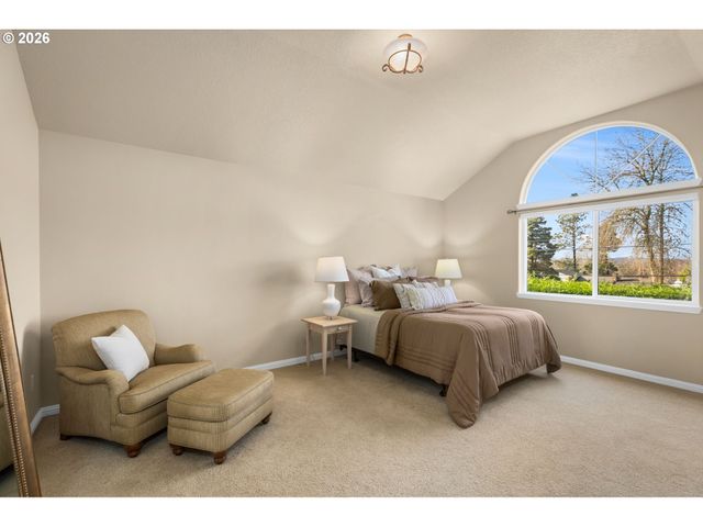 12878 Sw SIERRA VISTA Dr, Lake Oswego, OR 97035