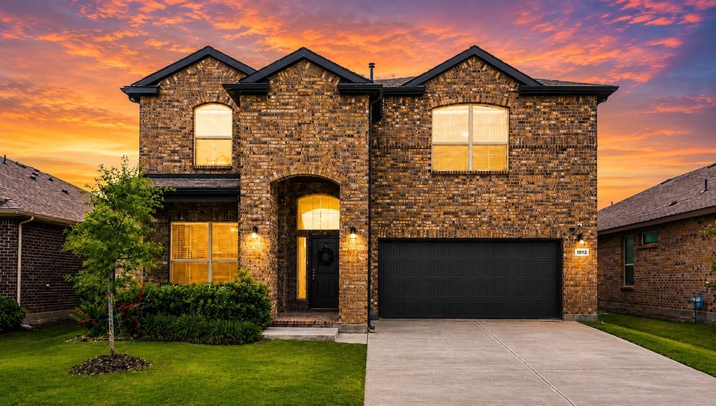 1012 Croxley Way, Justin, TX 76247