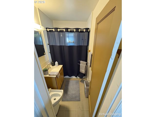 6318 Ne 18TH Ave, Portland, OR 97211