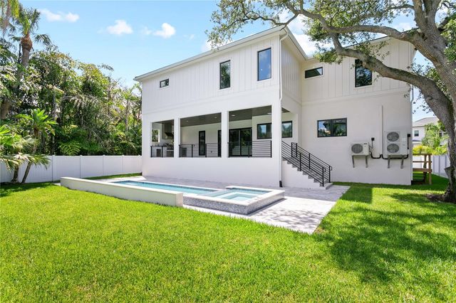 5003 W POE AVENUE, Tampa, FL 33629