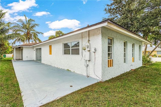 201 Marco Lake DR, Marco Island, FL 34145