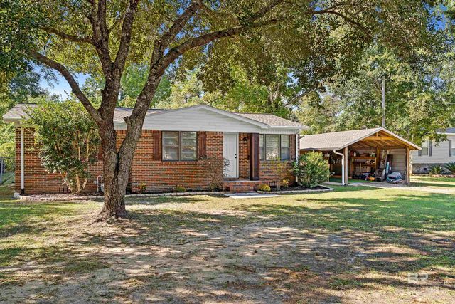 6895 Piney Woods Road, Foley, AL 36535