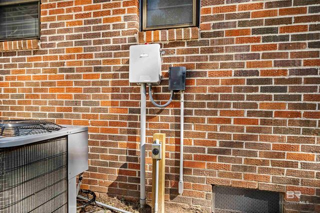 6895 Piney Woods Road, Foley, AL 36535