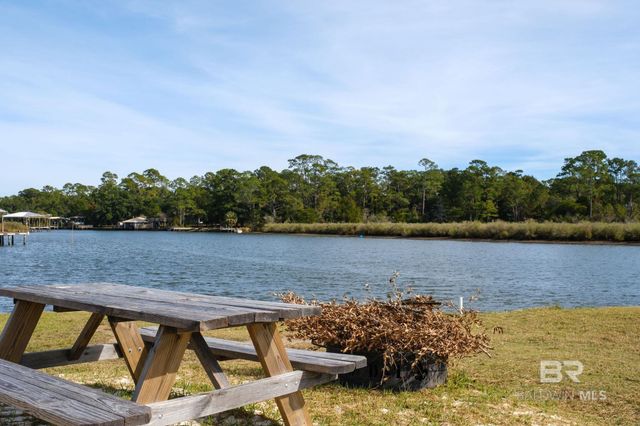 6895 Piney Woods Road, Foley, AL 36535