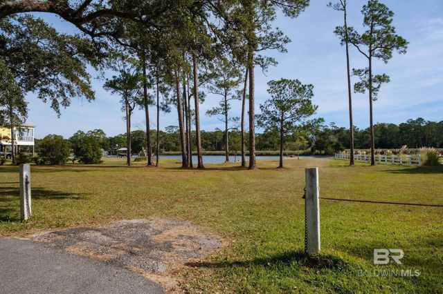 6895 Piney Woods Road, Foley, AL 36535