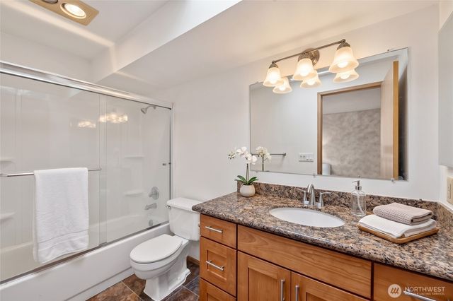 1341 SW 348th Street, Federal Way, WA 98023