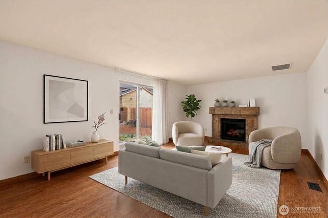 1341 SW 348th Street, Federal Way, WA 98023