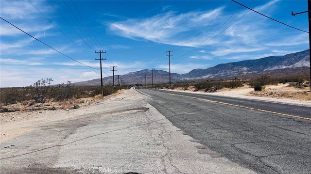 4491114 Highway 18, Lucerne Valley, CA 92356