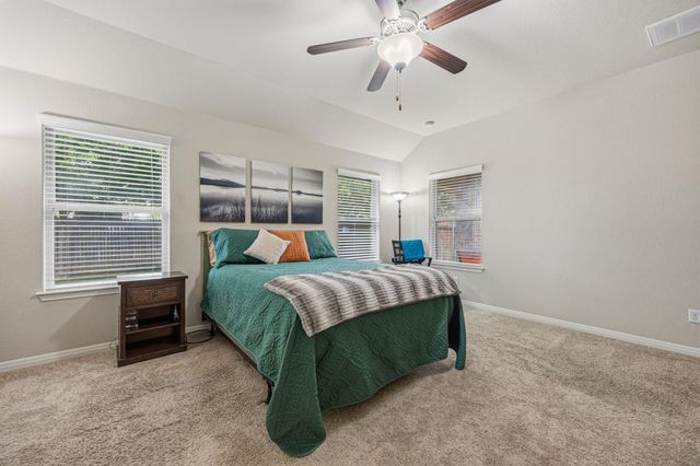 328 Lightcliff ST, Hutto, TX 78634