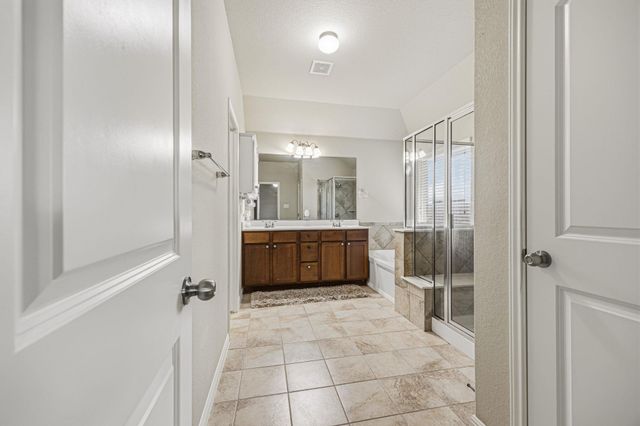 328 Lightcliff ST, Hutto, TX 78634