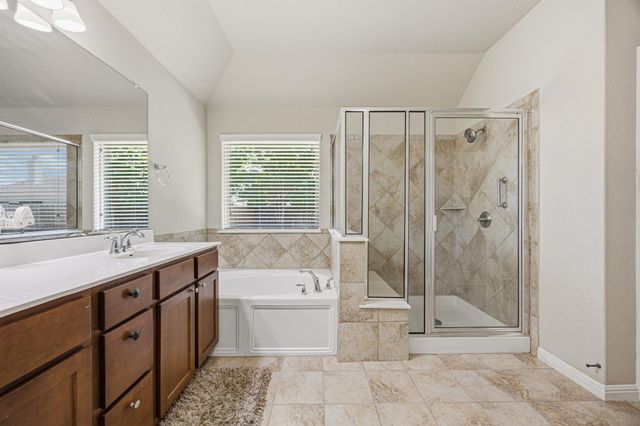328 Lightcliff ST, Hutto, TX 78634