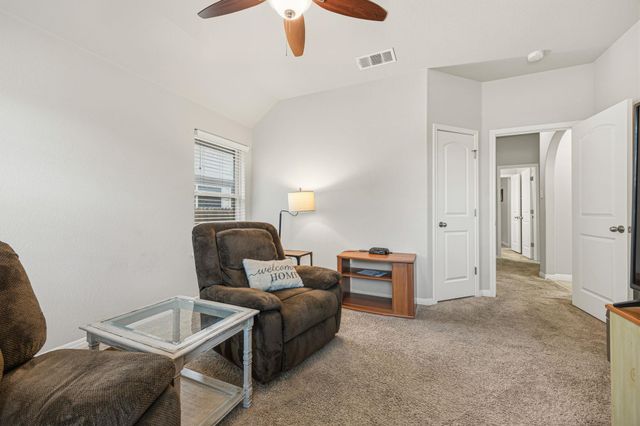 328 Lightcliff ST, Hutto, TX 78634