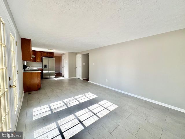 7649 FALLSWOOD WAY, Lorton, VA 22079