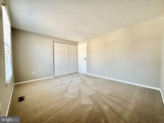 7649 FALLSWOOD WAY, Lorton, VA 22079