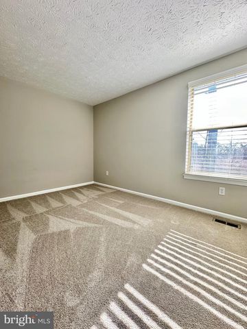 7649 FALLSWOOD WAY, Lorton, VA 22079