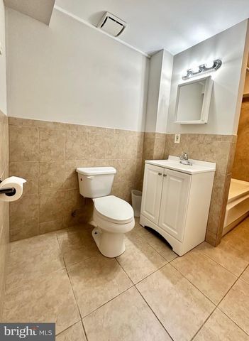 7649 FALLSWOOD WAY, Lorton, VA 22079