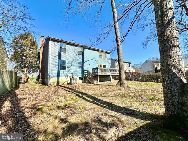 7649 FALLSWOOD WAY, Lorton, VA 22079