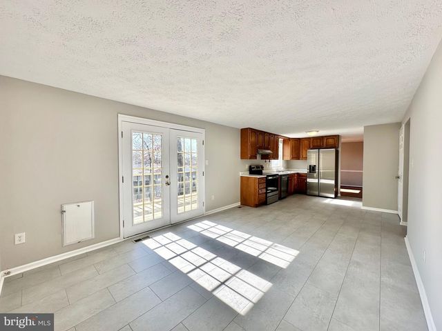 7649 FALLSWOOD WAY, Lorton, VA 22079