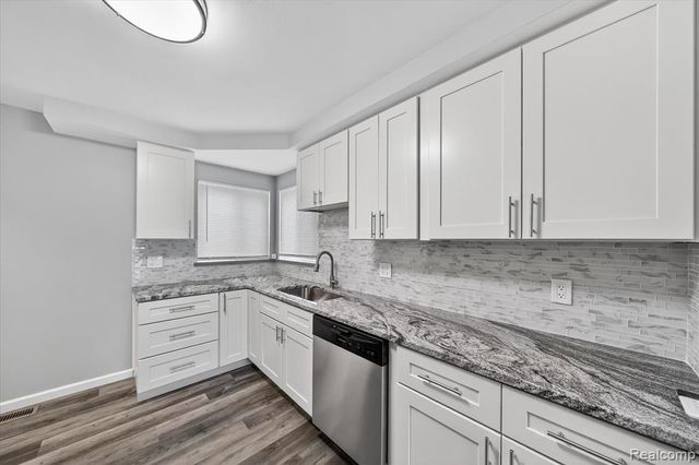 31244 Rosslyn Avenue, Garden City, MI 48135