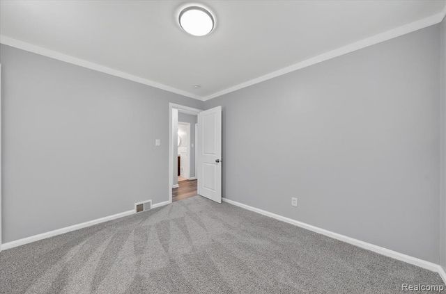 31244 Rosslyn Avenue, Garden City, MI 48135