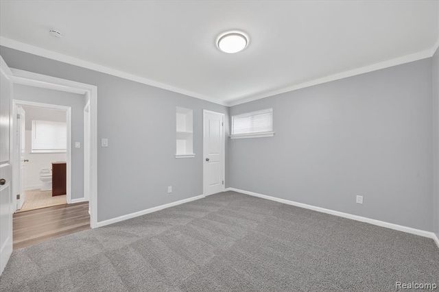 31244 Rosslyn Avenue, Garden City, MI 48135