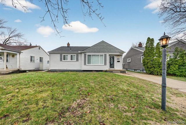 31244 Rosslyn Avenue, Garden City, MI 48135