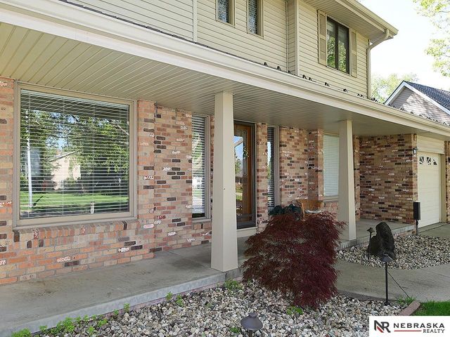 6129 S 102nd Terrace, Omaha, NE 68127