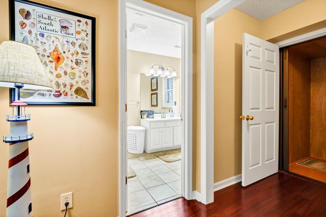 864 Club Cottage Road, Edisto Island, SC 29438