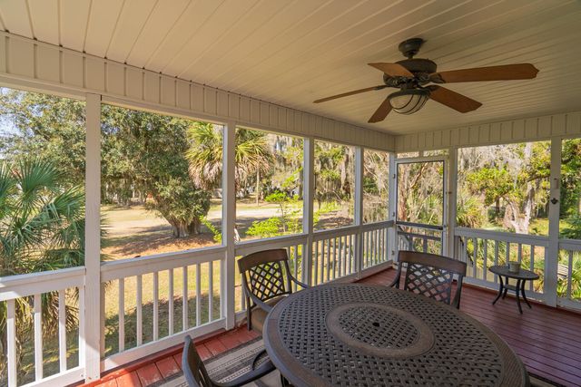 864 Club Cottage Road, Edisto Island, SC 29438