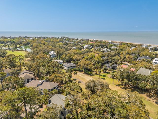 864 Club Cottage Road, Edisto Island, SC 29438