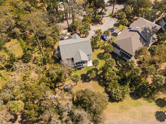 864 Club Cottage Road, Edisto Island, SC 29438