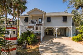864 Club Cottage Road, Edisto Island, SC 29438