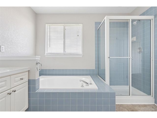 1577 S Pitkin Cir, Aurora, CO 80017