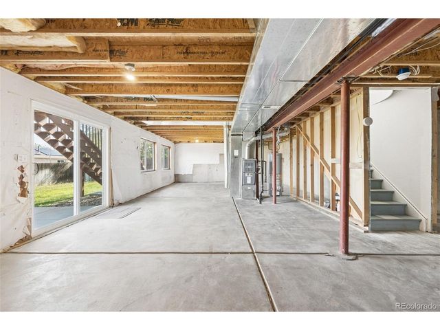 1577 S Pitkin Cir, Aurora, CO 80017