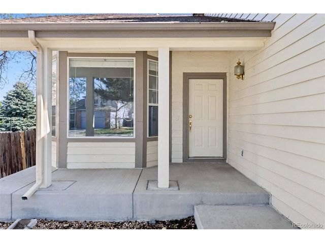 1577 S Pitkin Cir, Aurora, CO 80017